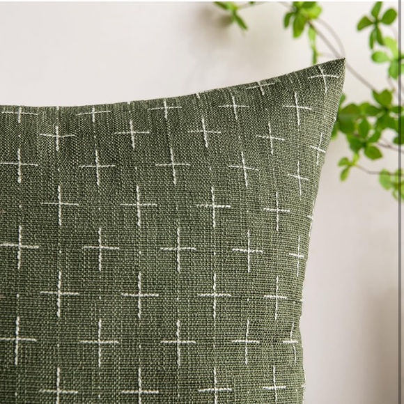 2 Pack Throw Pillow Covers Couch bed farmhouse decor lumbar pillow 20x12 green - Picture 4 of 5